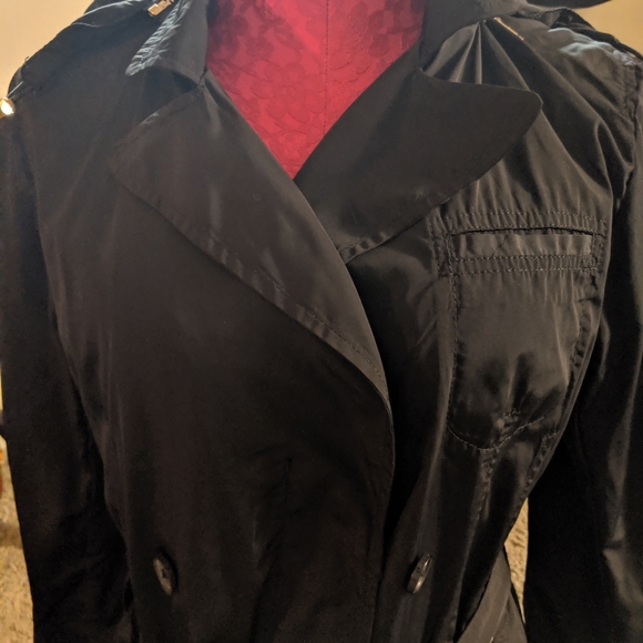 Henri bendel raincoat - Picture 3 of 12